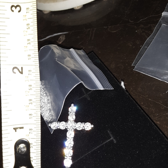 Cross pendant necklace silver cz - Picture 11 of 13